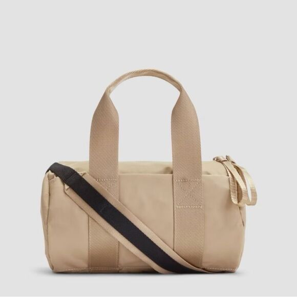 Everlane The Recycled Nylon Crossbody Bag - Picture 3 of 5
